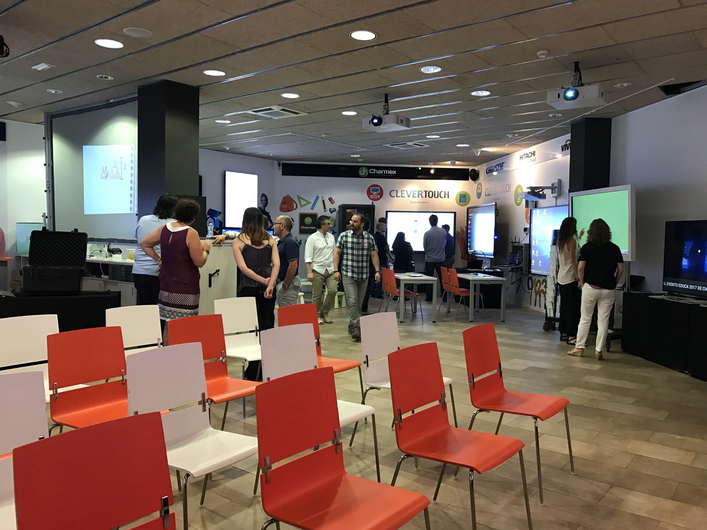 Charmex shows the latest AV solutions for the educational sector in its Barcelona showroom