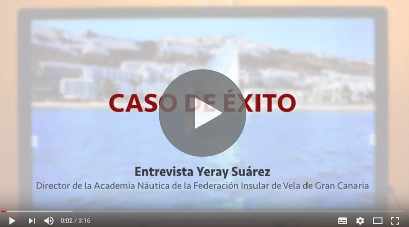 des cours interactifs dans l'académie de sports nautiques Gran Canaria
