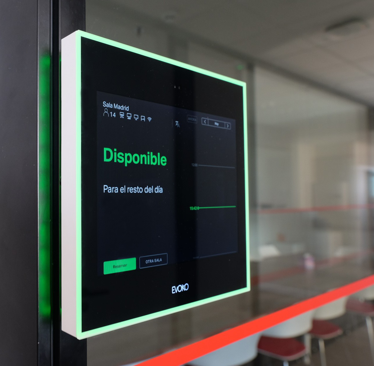 Inology équipe les salles de réunion de ses nouveaux bureaux à Terrassa avec des solutions audiovisuelles