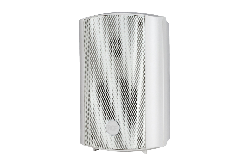 ALTAVOZ PASIVO RCF PARED 2 VÍAS WOOFER 3,5" 15 W IP55 BLANCO RECINTO DE PLÁSTICO INCLUYE SOPORTE._0